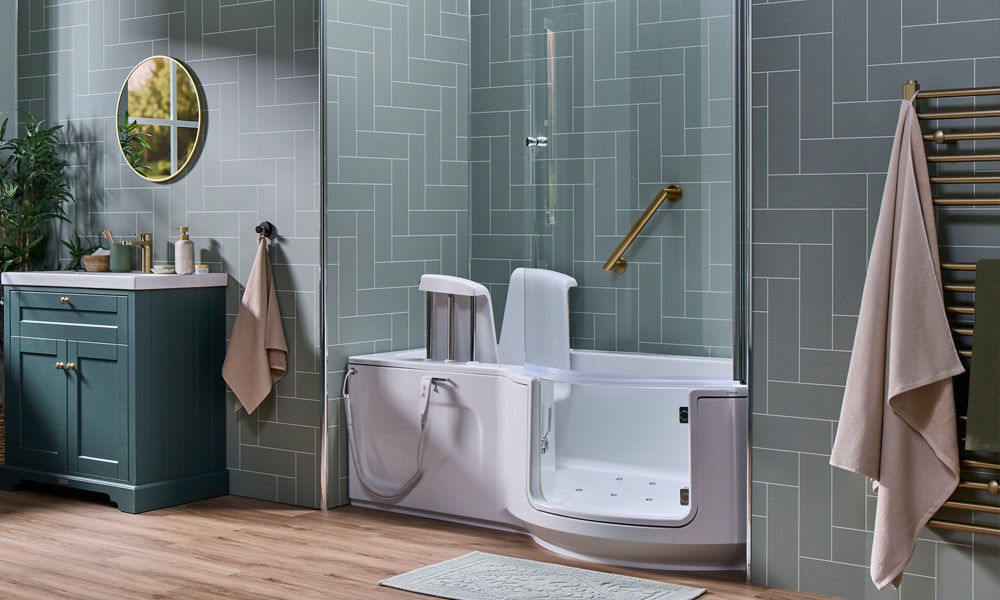 Hudson walk-in bath