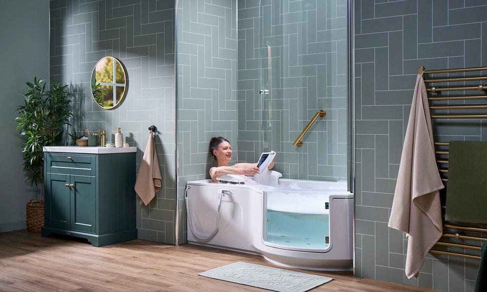 Hudson walk-in bath